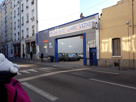 Rhône Auto Carrosserie - mécanique AXIAL, garage à Villeurbanne