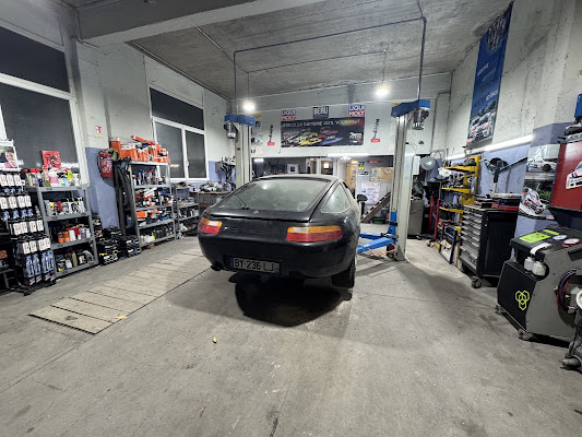 Hwn Auto, garage à Grenoble