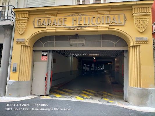 Garage hélicoïdal, garage à Grenoble