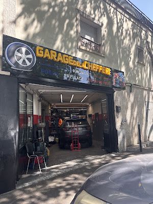 Garage de la Chefferie, garage à Saint-Denis