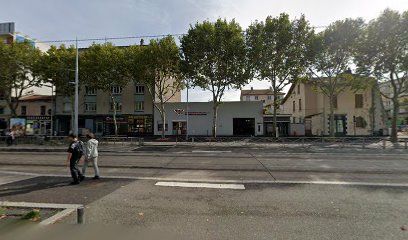 AD Carrosserie et Garage Expert REPUBLIQUE, garage à Clermont-Ferrand