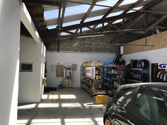 Garage Express Touzet SARL, garage à Brest