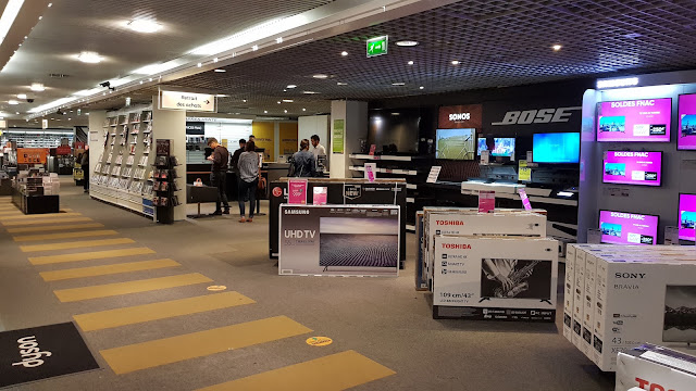 FNAC Tours, magasin d'informatique à Tours