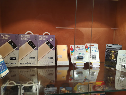 Amine PC PHONE, réparation de smartphone à Grenoble