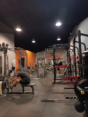 Planète Fitness - Salle de sport Nimes Séverine, salle de sport à Nîmes