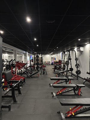Planète Fitness - Salle de sport Nimes Ouest Carreau de Lanes, salle de sport à Nîmes