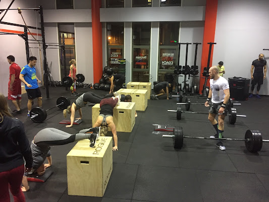 Burpees CrossFit - Tours Nord, salle de sport à Tours