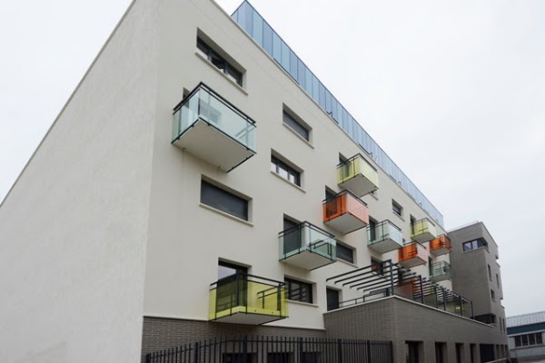 Fac-Habitat by Smerra Résidence Le Studio, agence immobilière à Saint-Denis