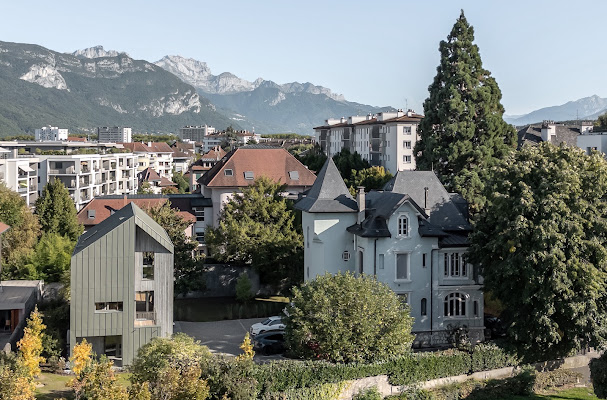 Stone & Wood, agence immobilière à Annecy