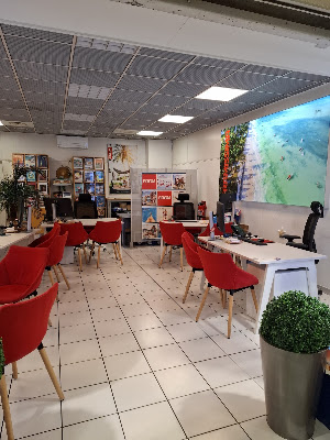 Fram, agence de voyage à Nîmes