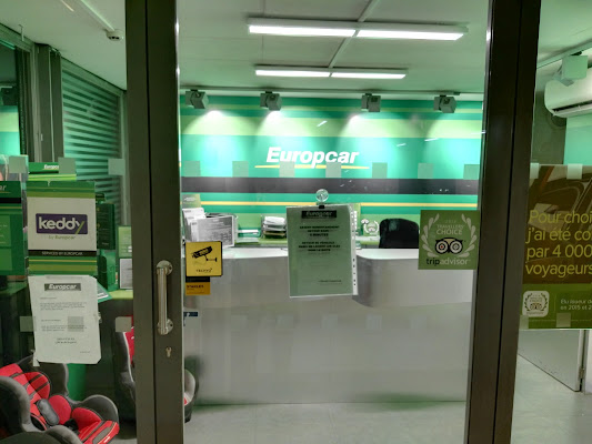 Europcar Nimes Gare, agence de voyage à Nîmes