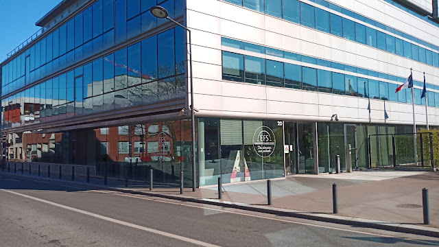 Établissement Français du Sang, agence web à Saint-Denis