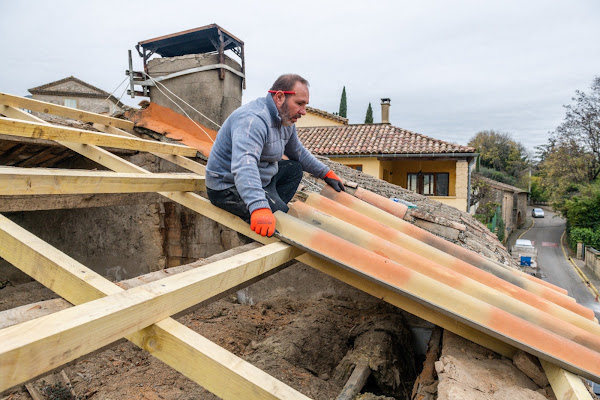 DR Construction, couvreur à Nîmes