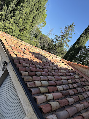 Artisan Loubet – Artisan couvreur . Expert en couverture, toiture et étanchéité à Aix-en-Provence et ses environs, couvreur à Aix-en-Provence