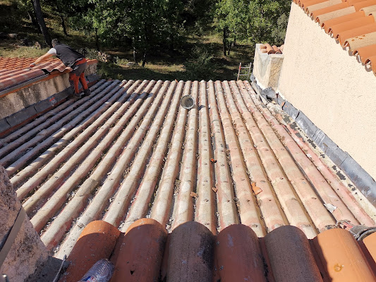 Masson Stéphane : Couvreur, couvreur à Aix-en-Provence