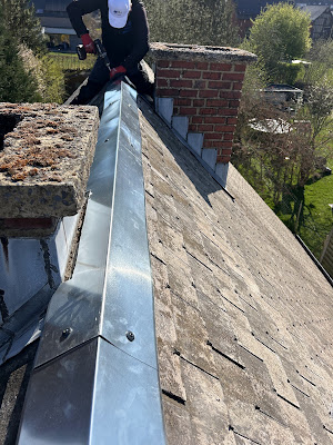 HAR COUVREUR SARTHE Couvreur Charpentier étanchéité, recherche de fuite, velux, entretien, gouttière, couvreur à Le Mans
