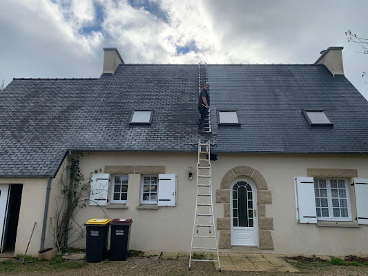 SLB29 - Demoussage de toiture et ravalement de façade à Brest, couvreur à Brest