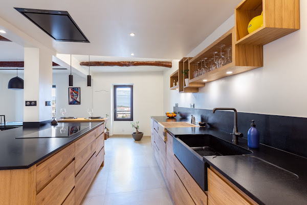 Ateliers Poivre D'Ane, Artisan cuisiniste, Distributeur Lacanche Novy Bora Liebherr Miele, samedi sur RV, cuisiniste à Aix-en-Provence