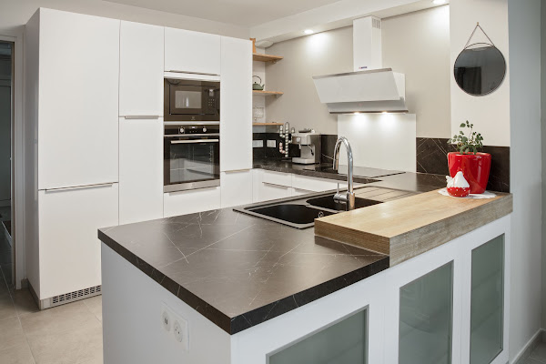 Raison Home - Vincent THOMAS - Concepteur Agenceur de cuisines et rangements sur-mesure (uniquement sur RDV à domicile), cuisiniste à Amiens