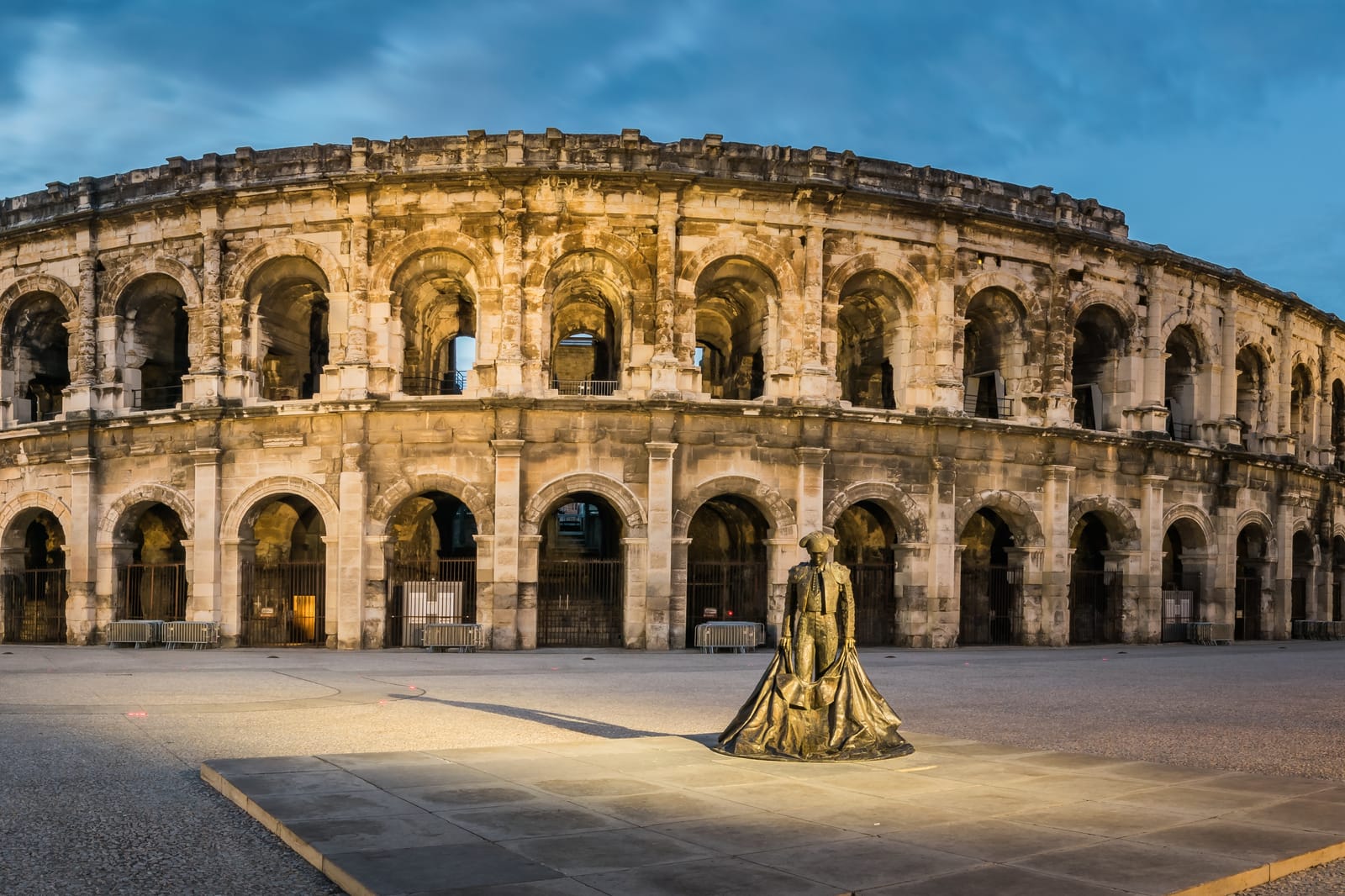 Nîmes